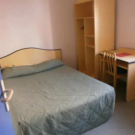 Hotell Trois Dauphins Toulon